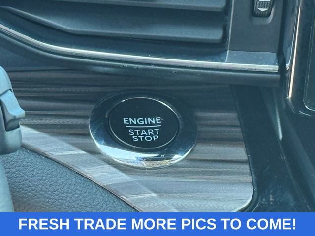 Used 2023 Ford Explorer Limited AWD/4WD image 27