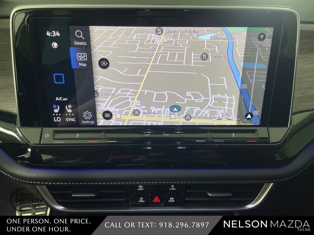 Used 2024 Volkswagen Atlas SEL Premium R-Line image 29