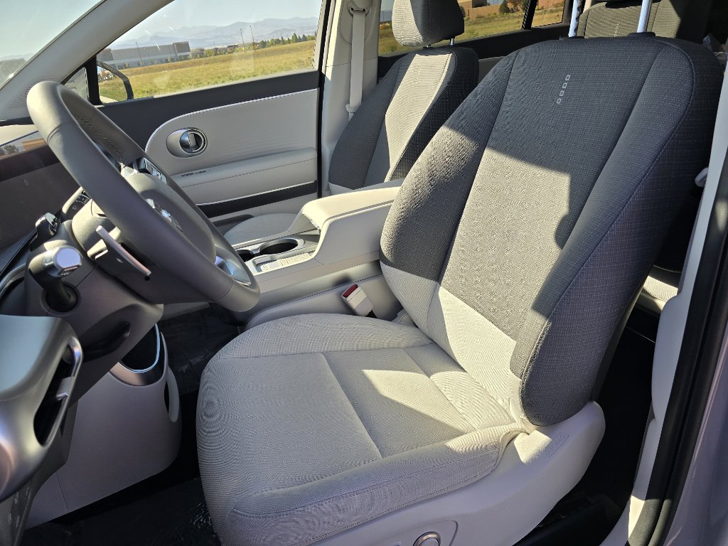 New 2026 Hyundai Ioniq 9 S image 12