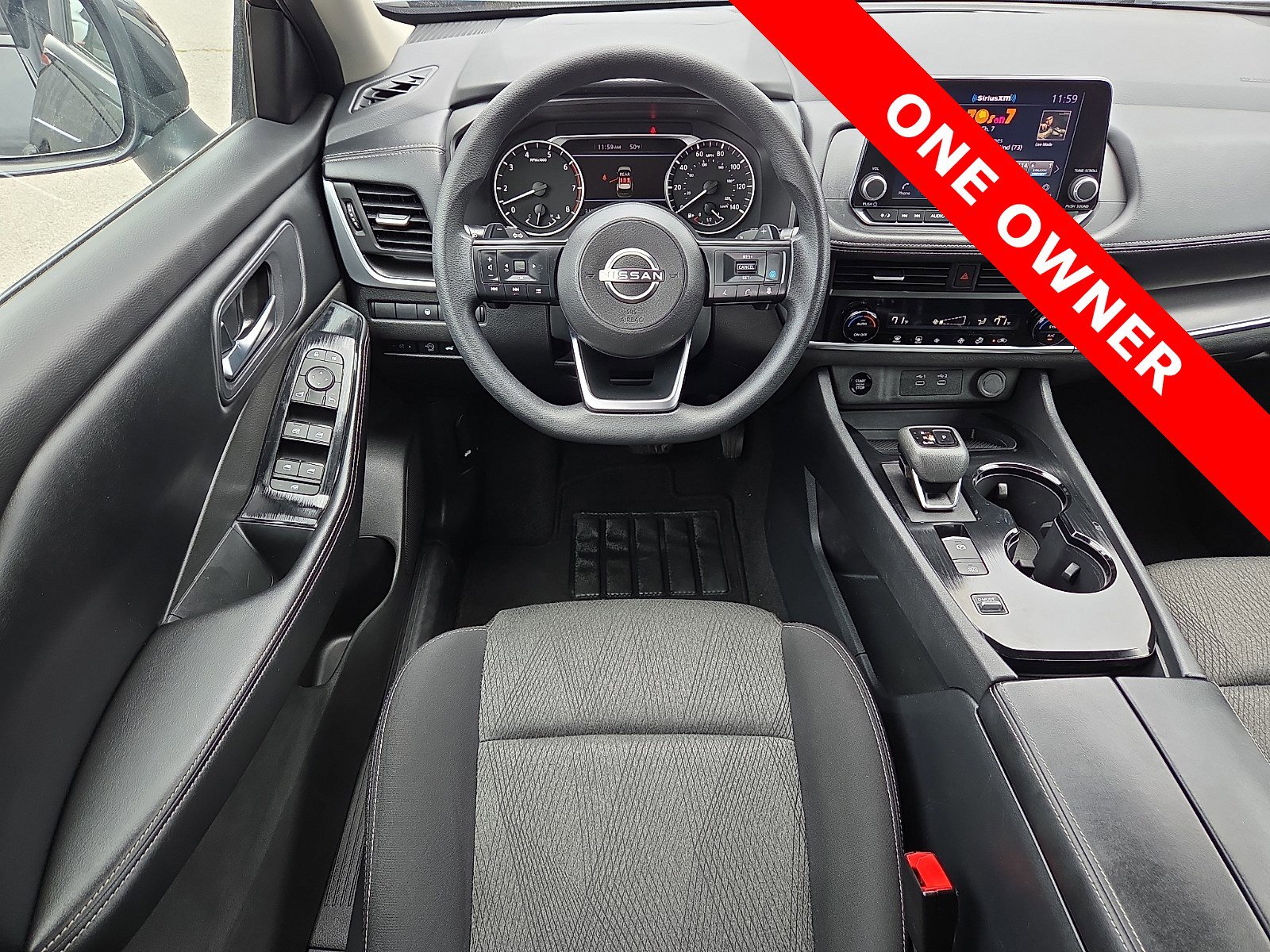Used 2024 Nissan Rogue SV FWD image 11