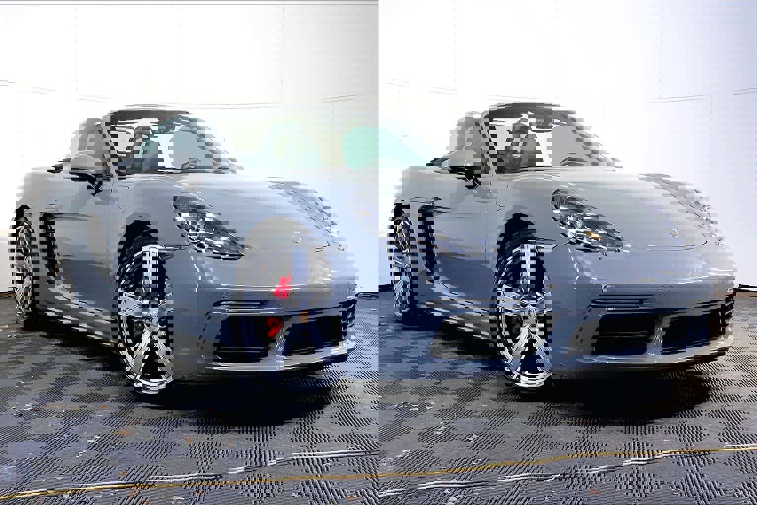 Used 2025 Porsche 718 Boxster S image 9