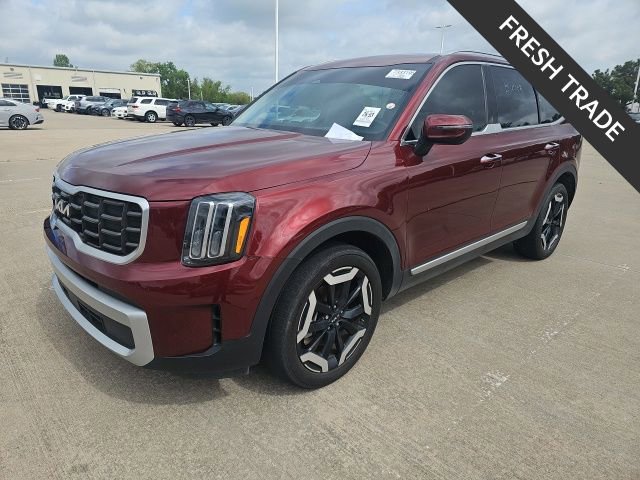 Certified 2024 Kia Telluride S w/ S Sunroof Package image 2
