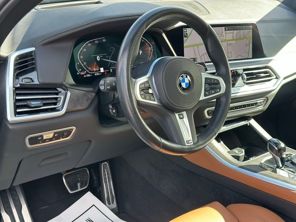 Used 2022 BMW X5 xDrive40i w/ M Sport Package AWD/4WD image 10