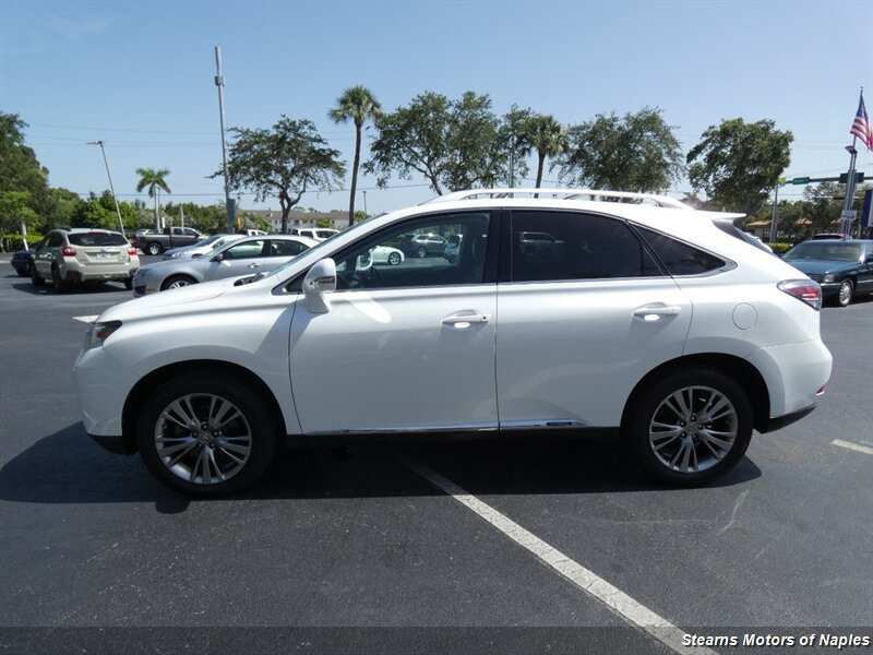 Used 2013 Lexus RX 450h AWD w/ Navigation Pkg image 9