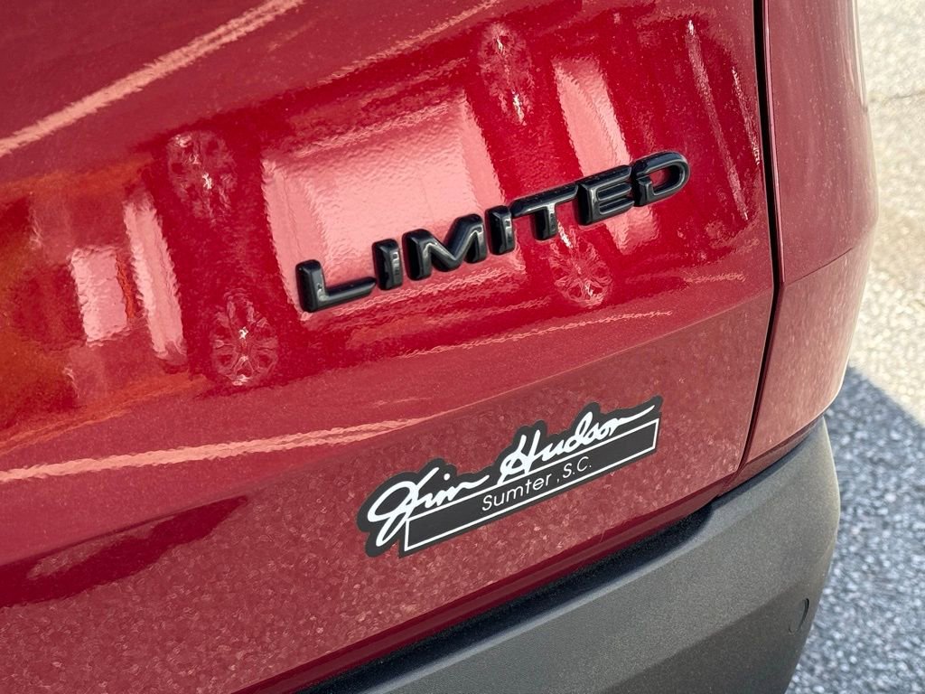 Used 2024 Toyota Grand Highlander Limited image 10