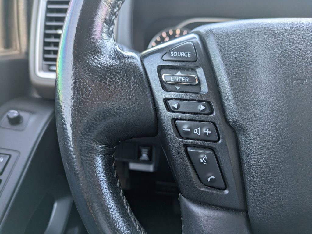 Used 2022 Nissan Frontier SV image 25