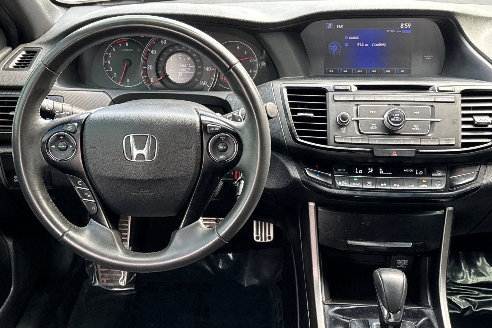 Used 2017 Honda Accord Sport image 14