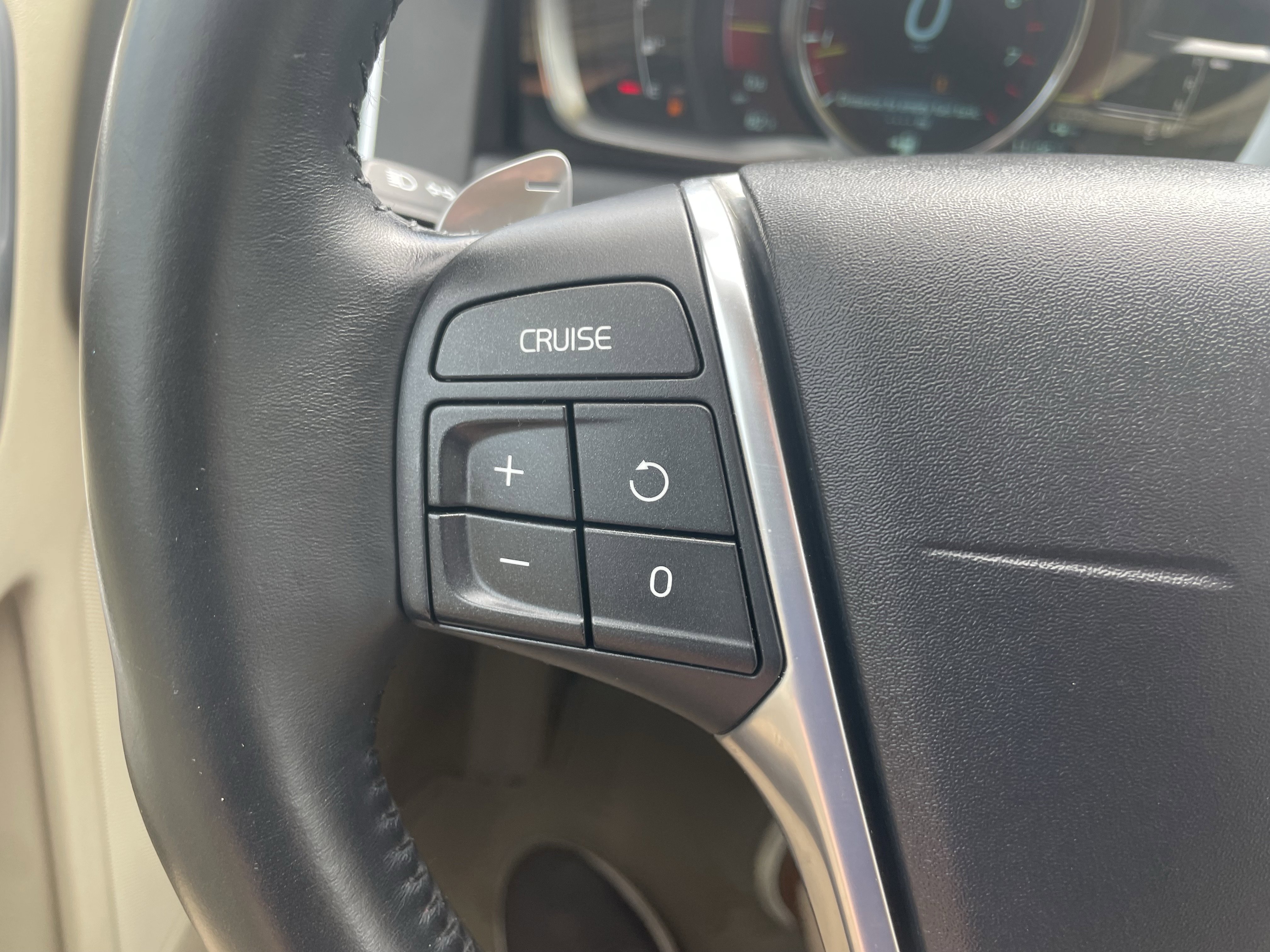 Used 2015 Volvo XC60 T6 Platinum AWD/4WD image 15