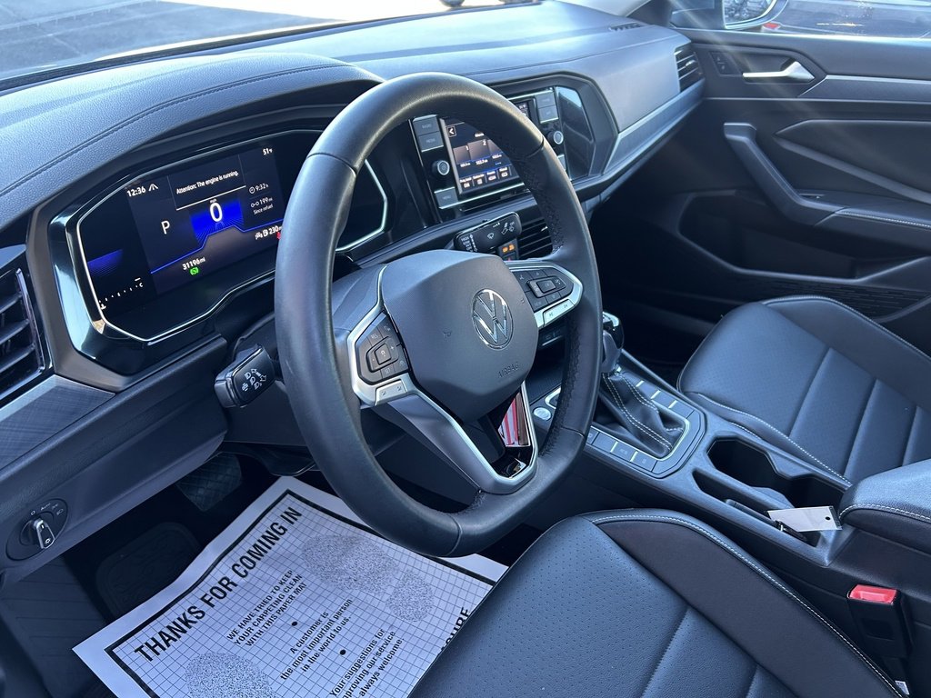 Used 2022 Volkswagen Jetta SE image 10