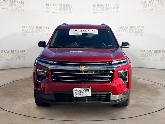 New 2025 Chevrolet Traverse LT w/ Driver Confidence Package FWD image 8
