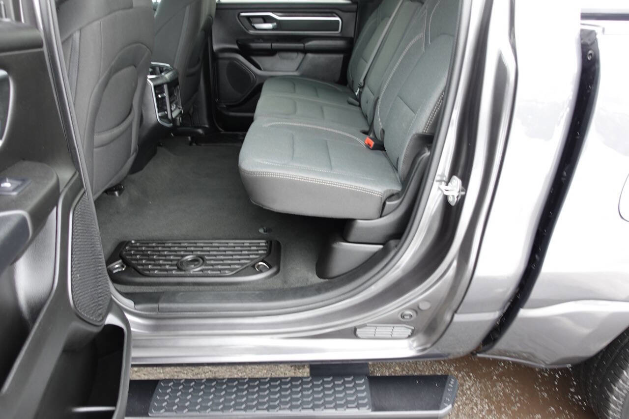 Used 2022 RAM 1500 Big Horn AWD/4WD image 23