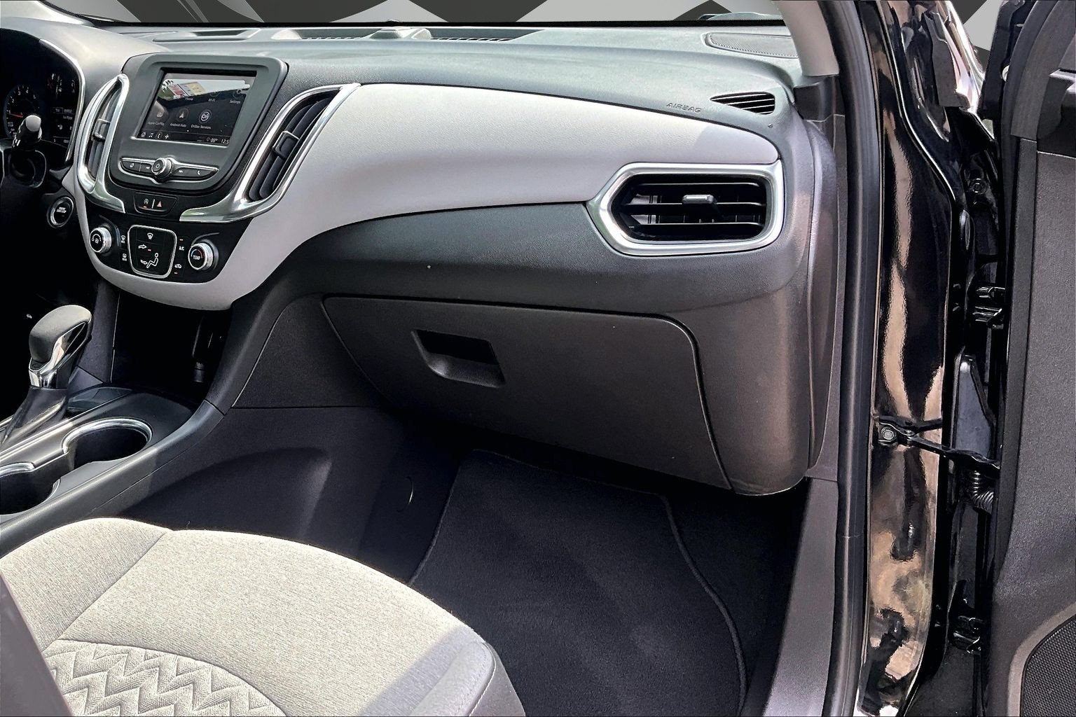 Used 2024 Chevrolet Equinox LS FWD image 16