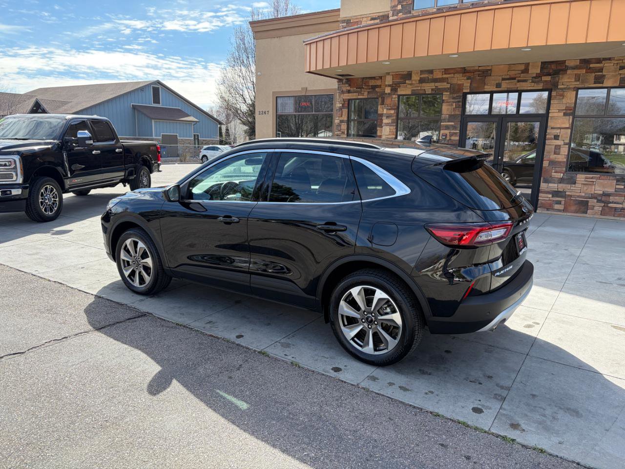 Used 2025 Ford Escape Platinum image 28