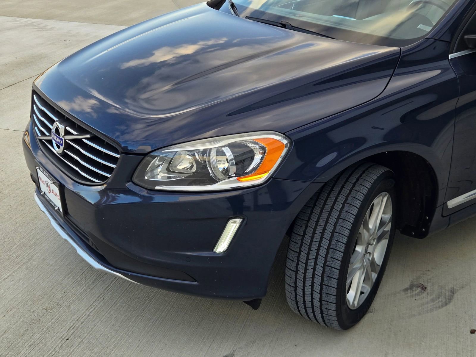 Used 2015 Volvo XC60 T5 image 36