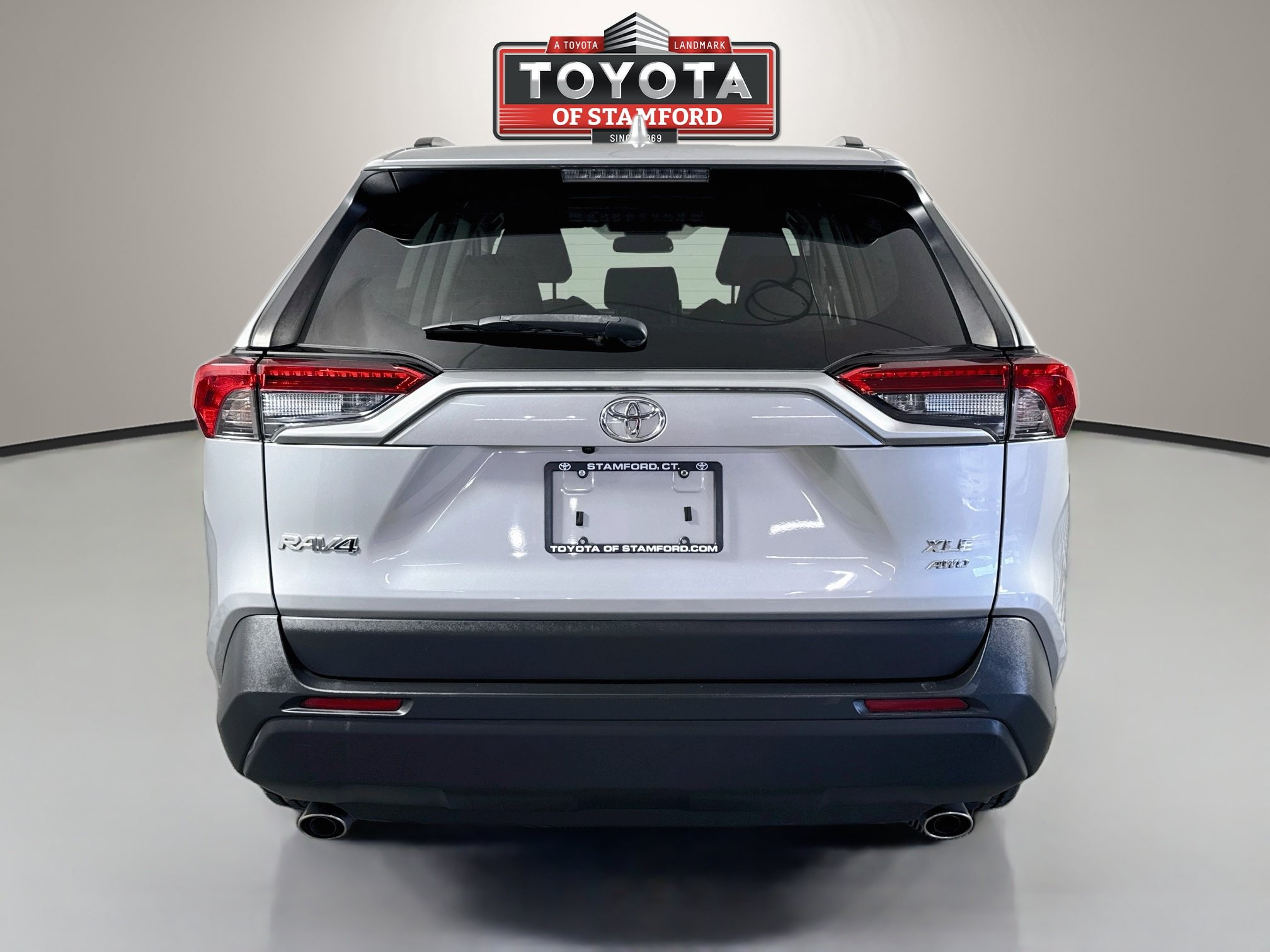 Used 2022 Toyota RAV4 XLE AWD/4WD image 6