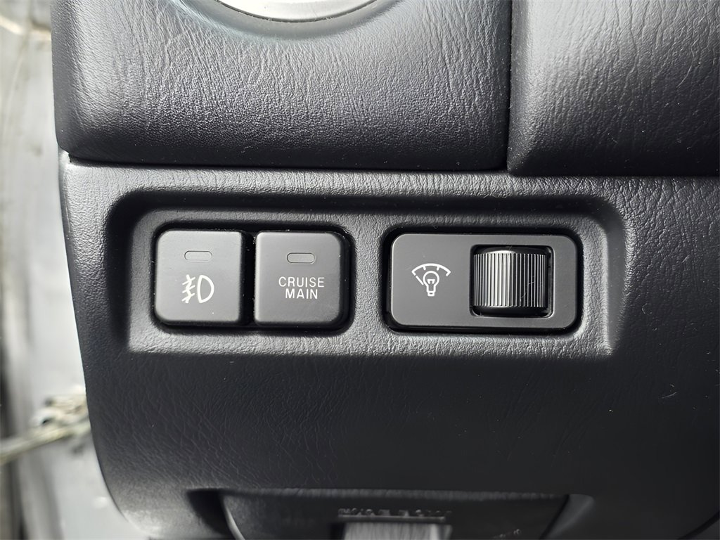 Used 2005 MAZDA MX-5 Miata LS image 23