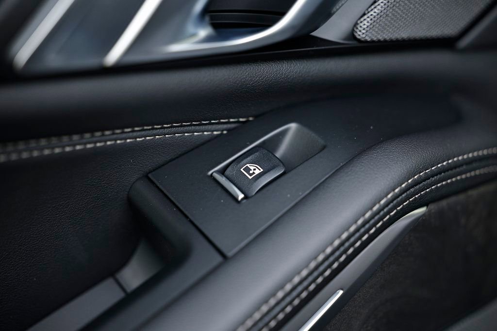 New 2026 BMW X5 xDrive40i w/ M Sport Package image 25