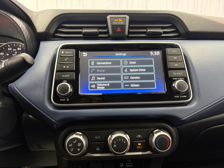 Used 2023 Nissan Versa SV FWD image 27