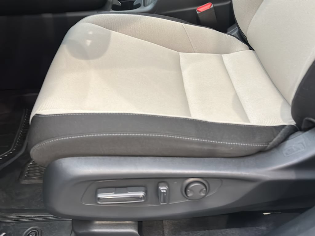Certified 2024 Honda CR-V EX image 16