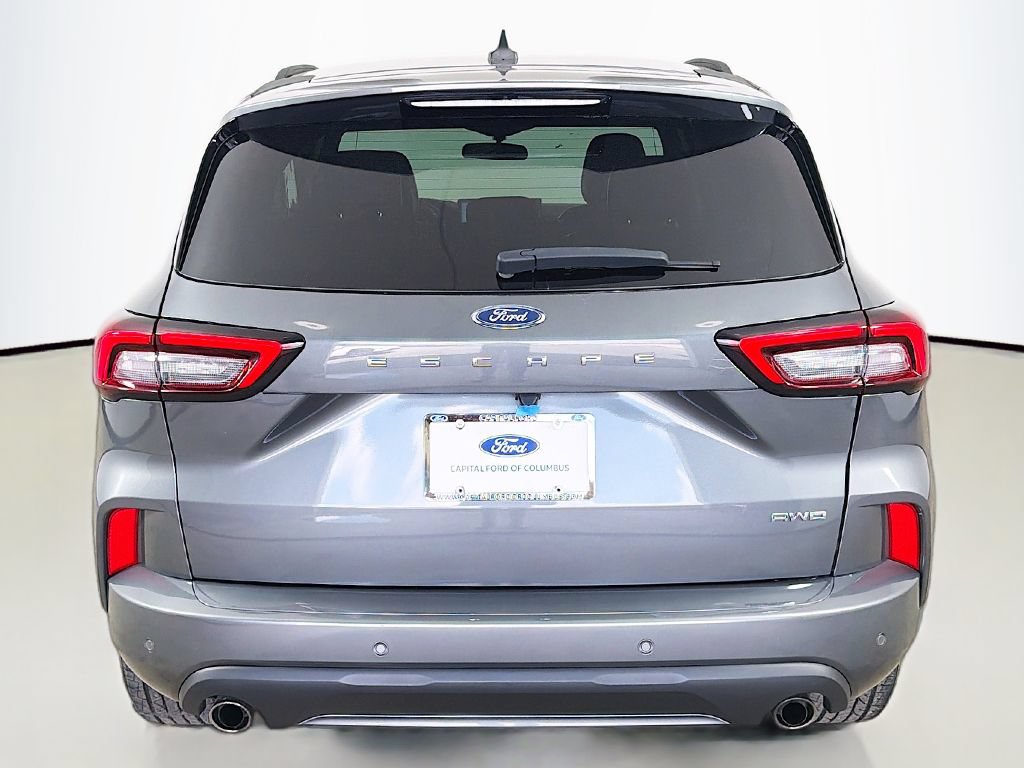 Used 2023 Ford Escape ST-Line w/ Tech Pack #1 AWD/4WD image 14