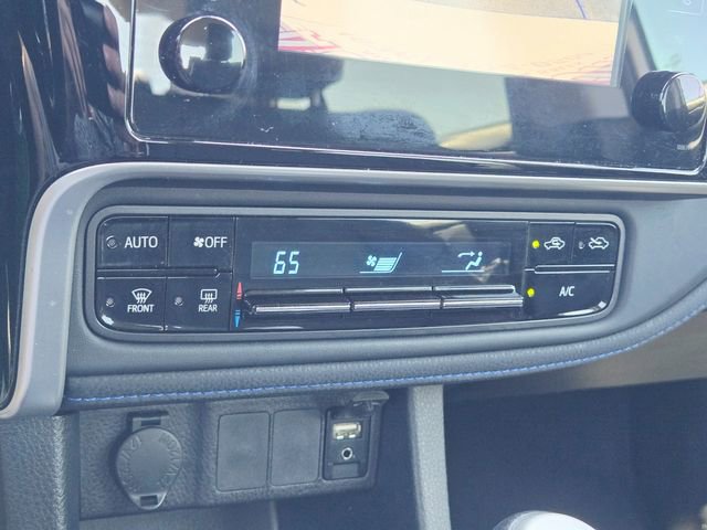 Used 2017 Toyota Corolla SE image 25