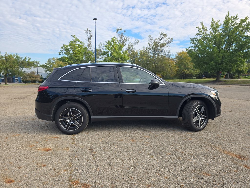 Used 2026 Mercedes-Benz GLC 300 4MATIC image 19