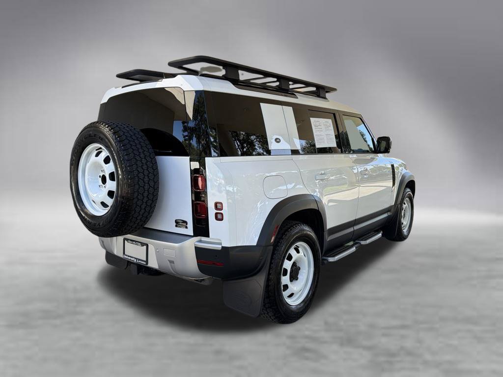 Used 2023 Land Rover Defender 110 S AWD/4WD image 3