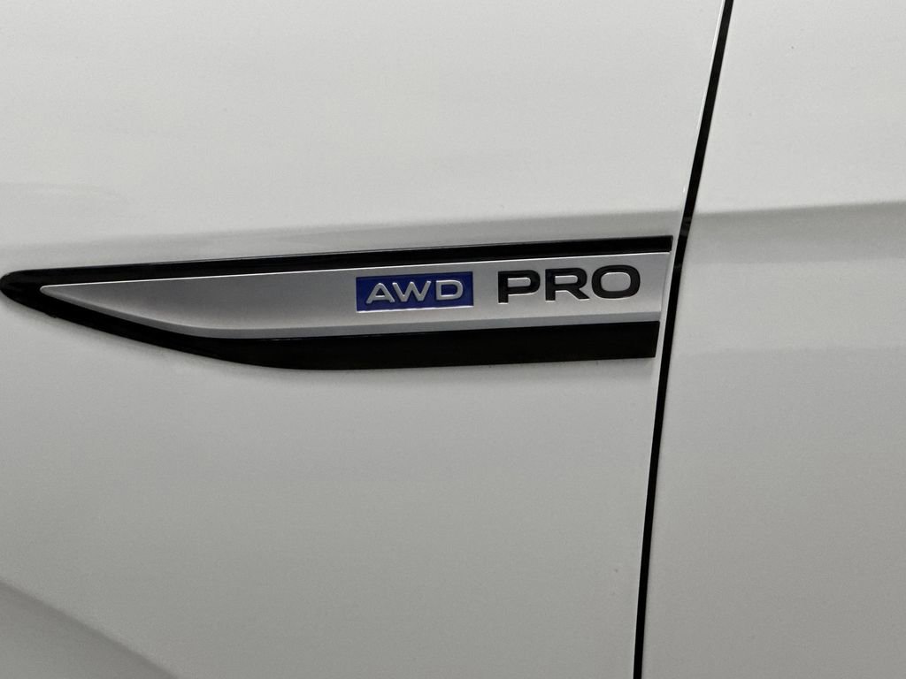 Used 2023 Volkswagen ID.4 Pro image 33