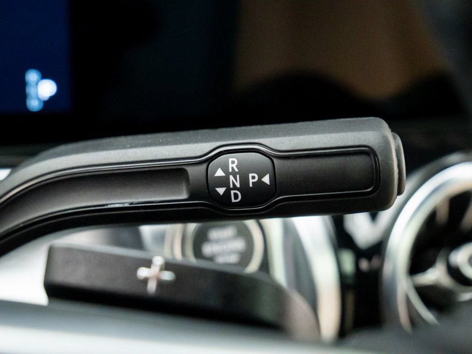 New 2026 Mercedes-Benz GLB 250 4MATIC image 25