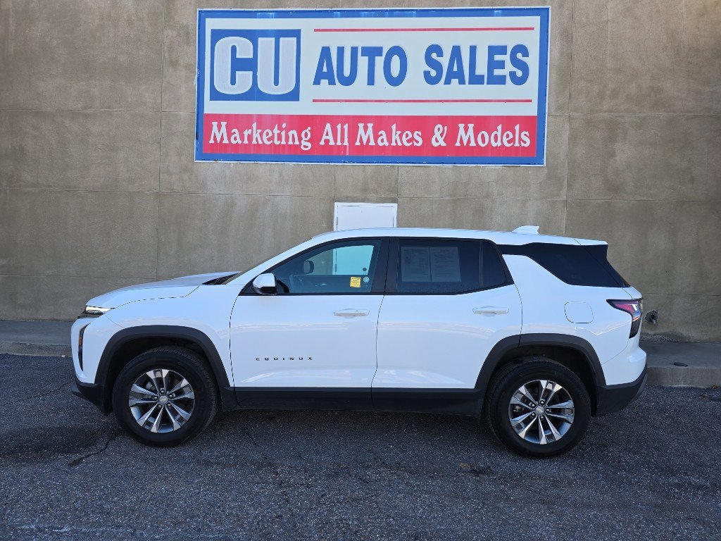 Used 2025 Chevrolet Equinox LT image 4