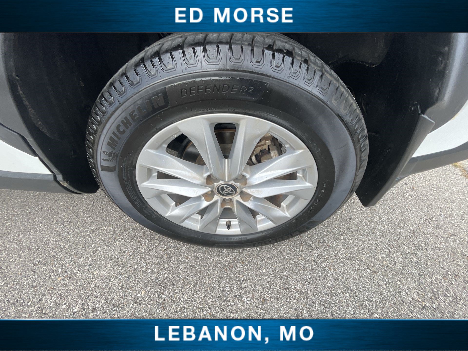 Used 2024 Toyota Corolla Cross LE w/ Moonroof Package FWD image 30