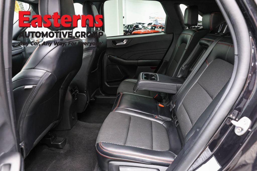 Used 2025 Ford Escape ST-Line FWD image 21