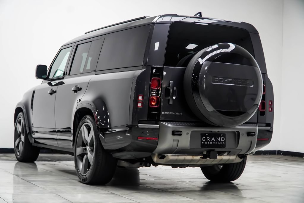 Used 2024 Land Rover Defender 130 Outbound AWD/4WD image 11