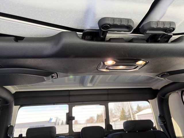 Used 2022 Jeep Gladiator Sport image 23