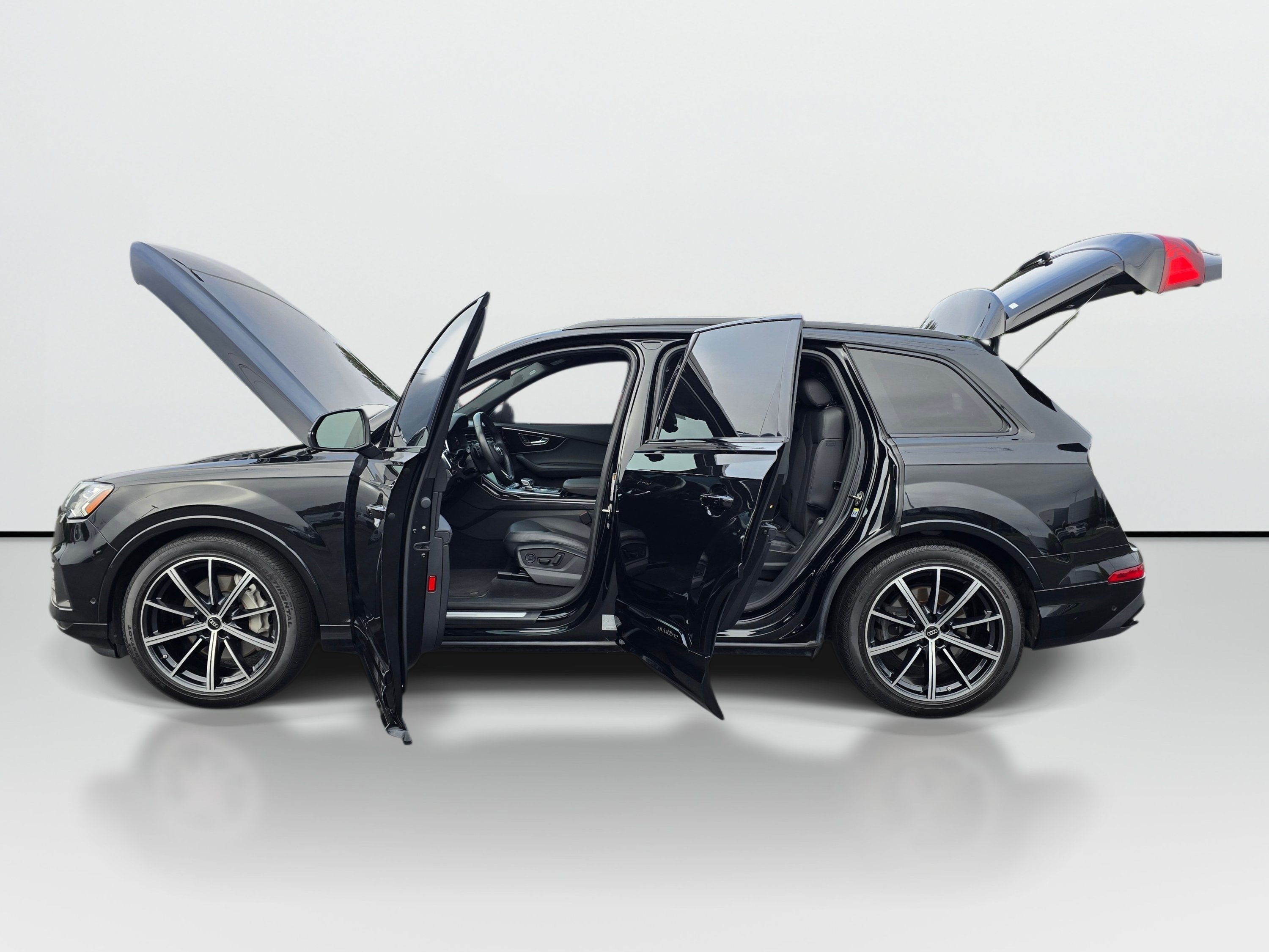 Used 2023 Audi Q7 3.0T Prestige AWD/4WD image 9
