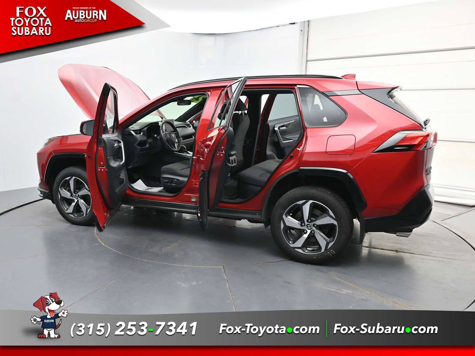 Used 2023 Toyota RAV4 SE w/ Weather & Moonroof Package AWD/4WD image 41