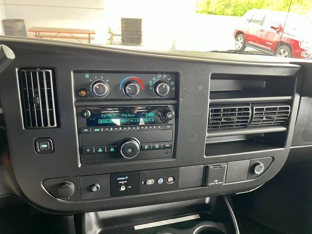 Used 2021 Chevrolet Express 2500 Extended w/ Driver Convenience Package image 21