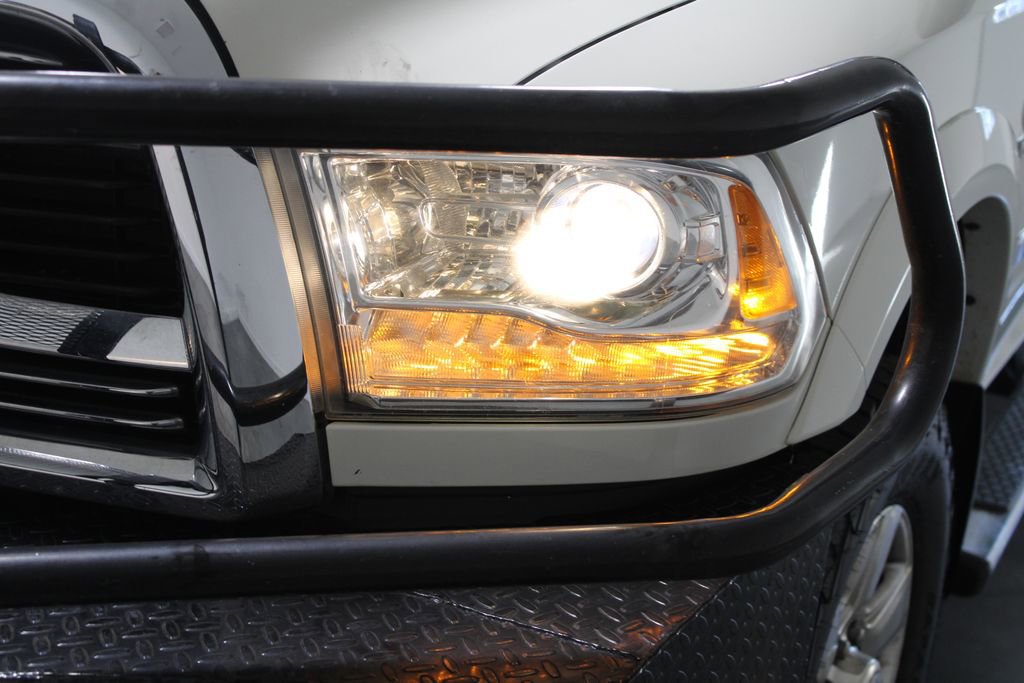 Used 2018 RAM 2500 Longhorn w/ Longhorn Southfork Package image 55