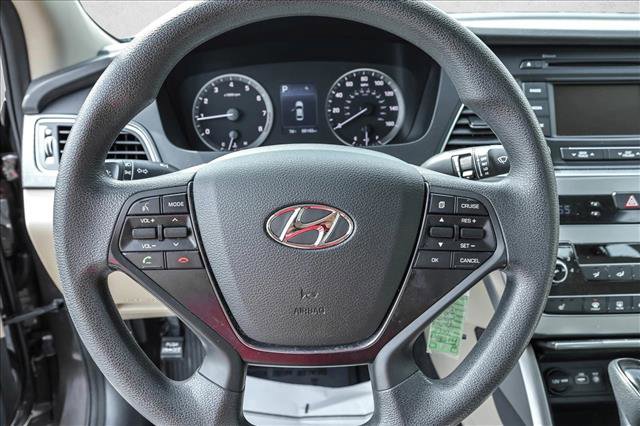 Certified 2021 Hyundai Elantra SEL FWD image 14