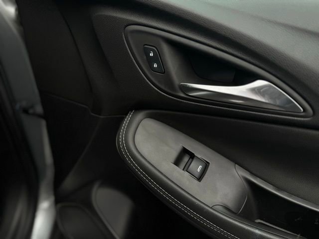 Used 2023 Buick Encore GX Preferred w/ Cold Weather Comfort Package image 13