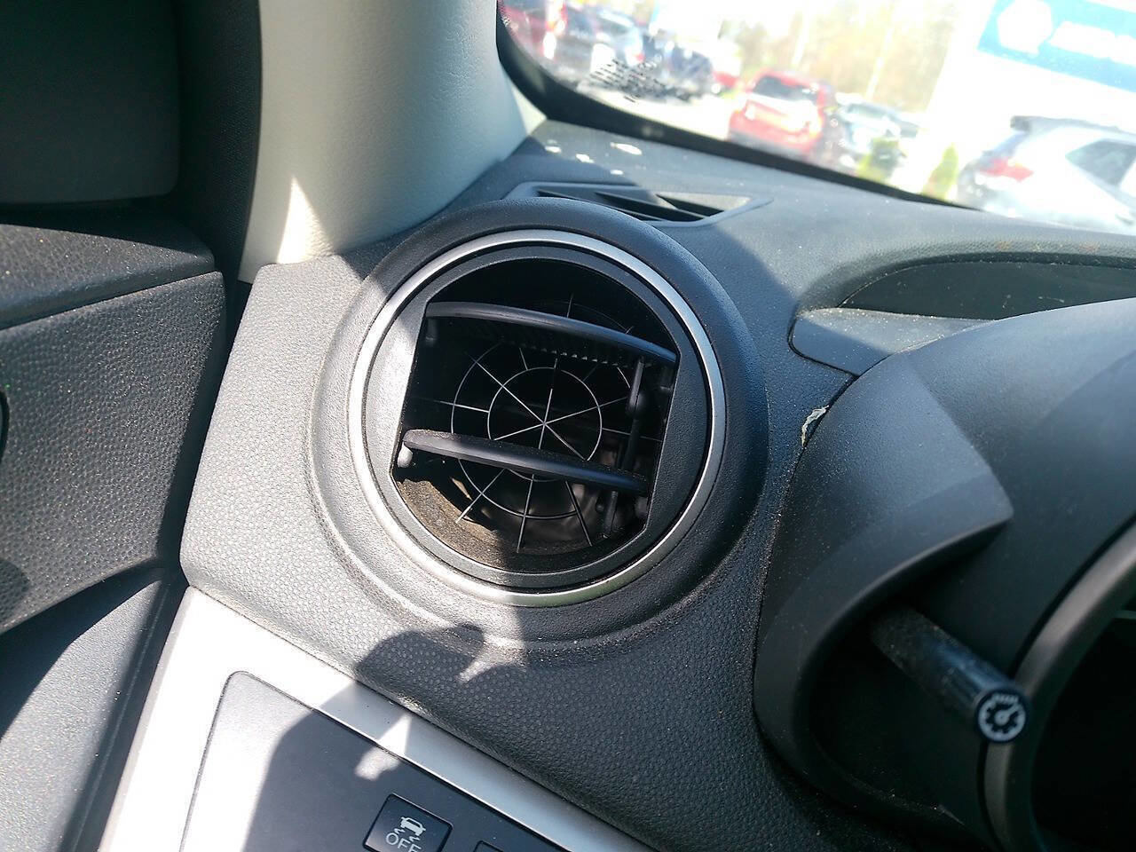 Used 2013 MAZDA MAZDA3 i Sport image 19