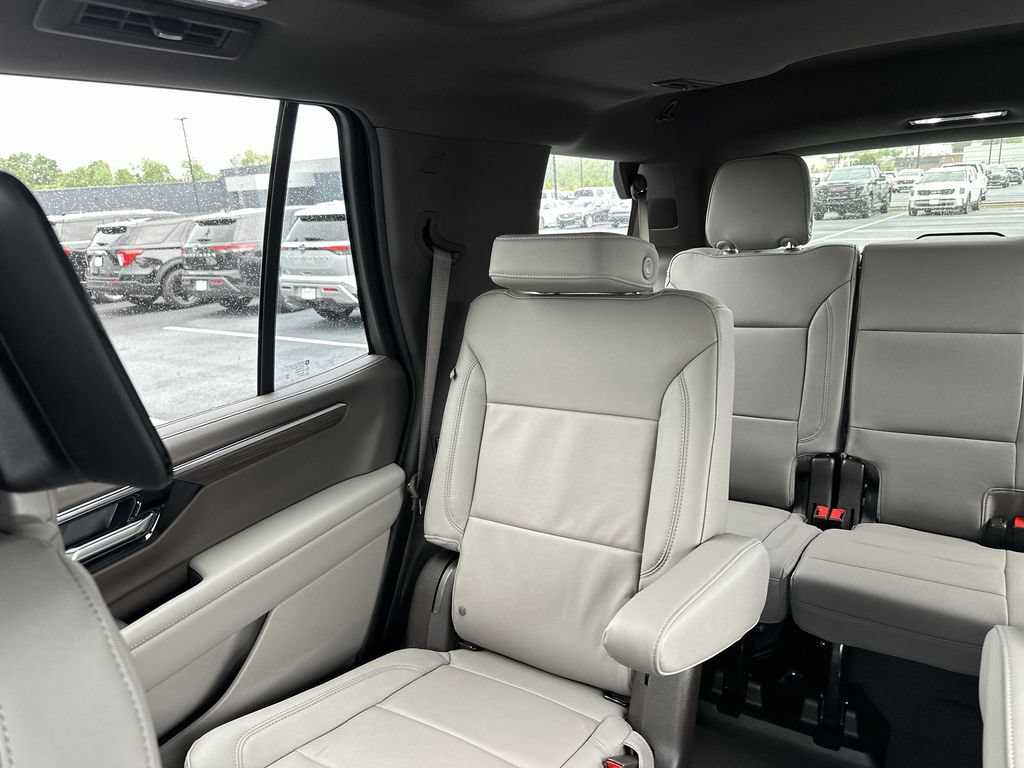 New 2026 Chevrolet Tahoe Z71 w/ Z71 Off-Road Package AWD/4WD image 12