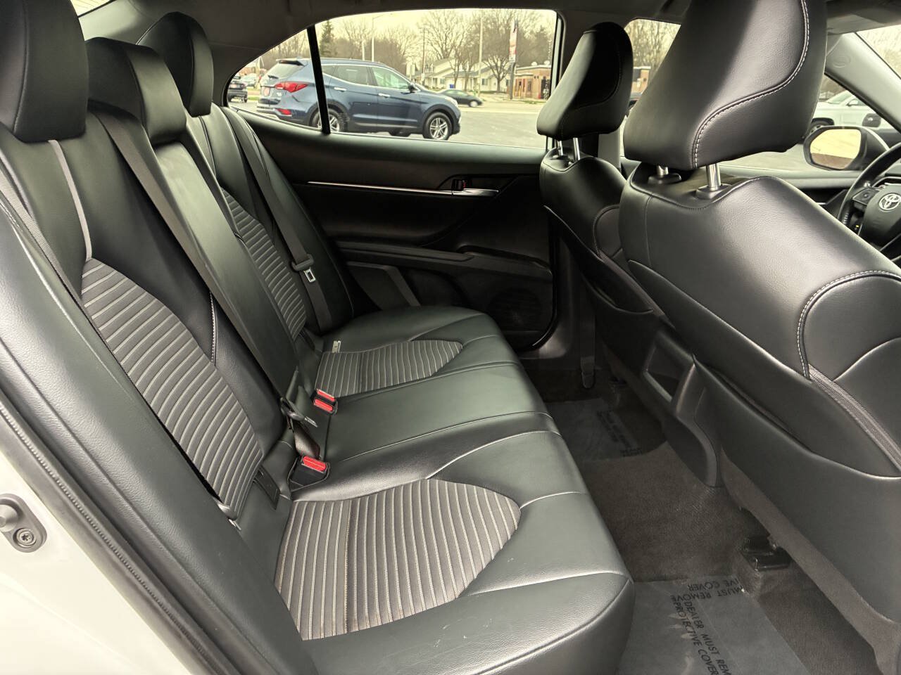 Used 2023 Toyota Camry SE FWD image 31