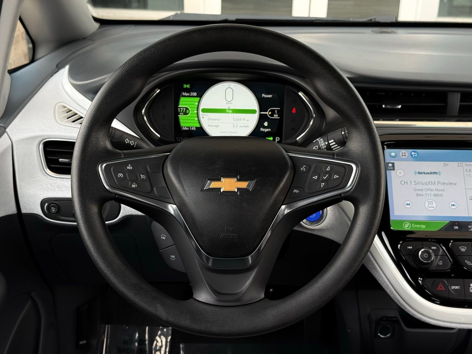 Used 2018 Chevrolet Bolt LT FWD image 29