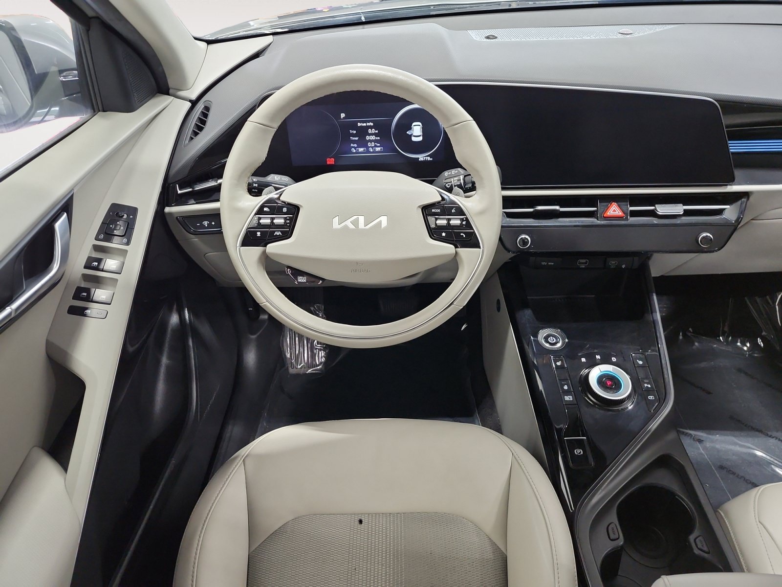 Used 2023 Kia Niro Wind w/ Wind Preserve Package FWD image 10