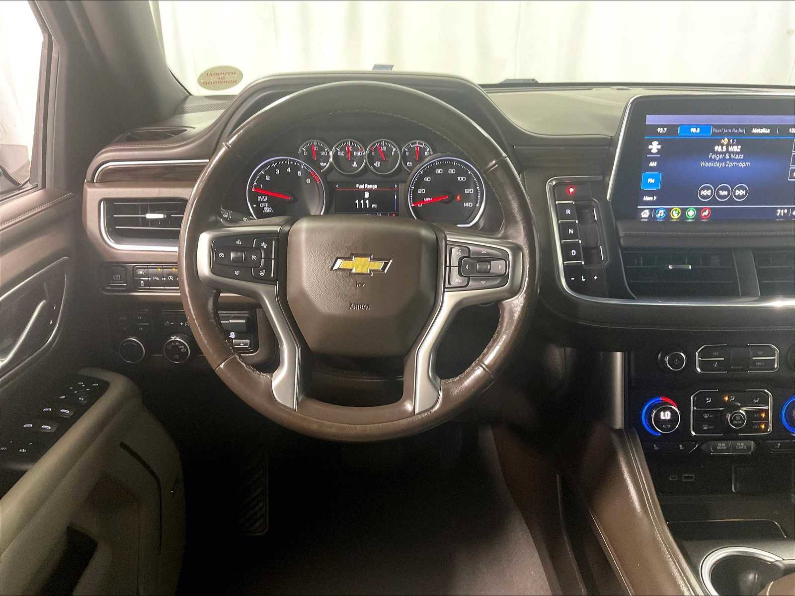 Used 2021 Chevrolet Tahoe LT w/ LT Signature Package image 18