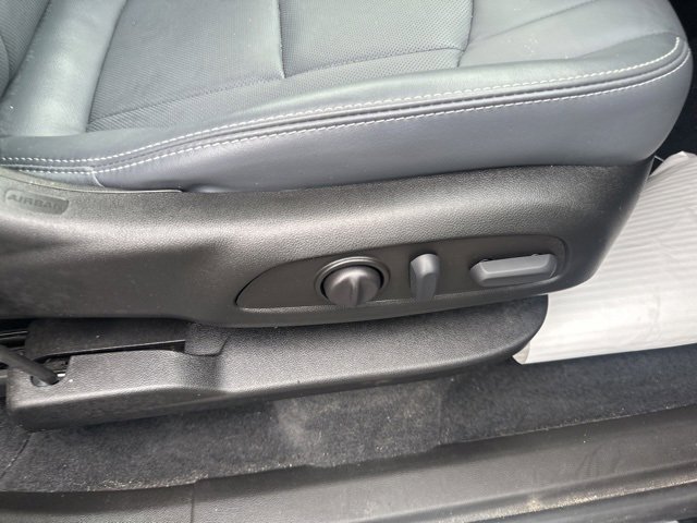 Used 2023 Buick Enclave Essence w/ Experience Buick Package image 28