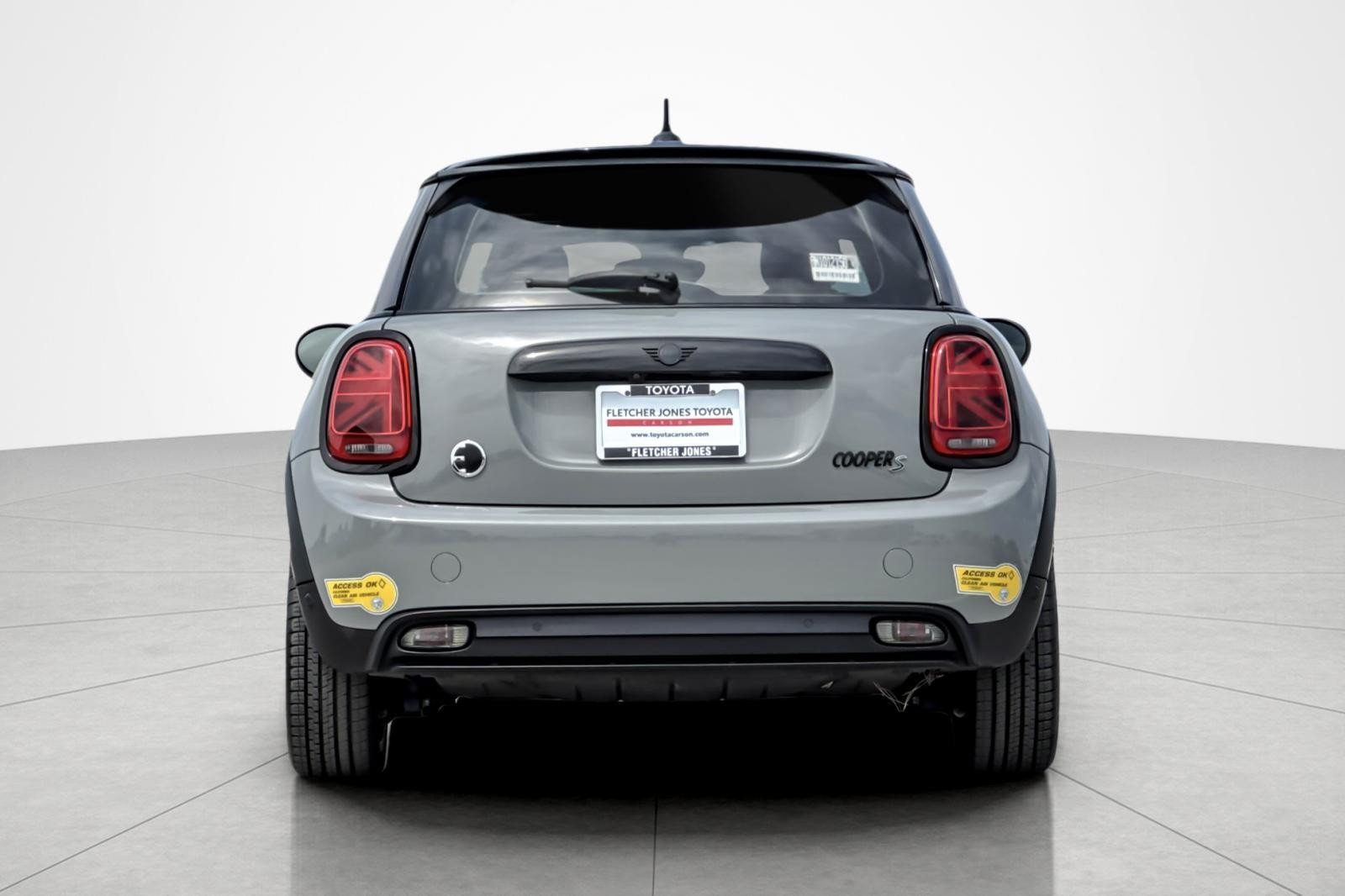 Used 2022 MINI Cooper SE FWD image 4