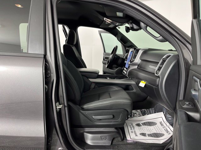 Used 2023 RAM 1500 Big Horn AWD/4WD image 45