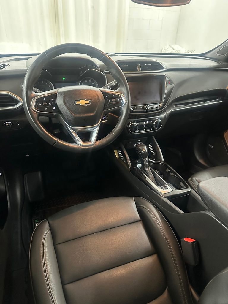 Used 2022 Chevrolet TrailBlazer ACTIV w/ Sun and Liftgate Package image 23